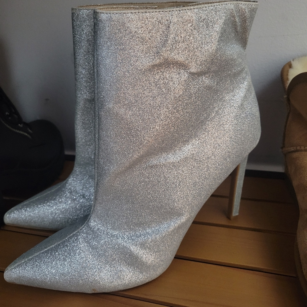 Nine west silver sparkle boots